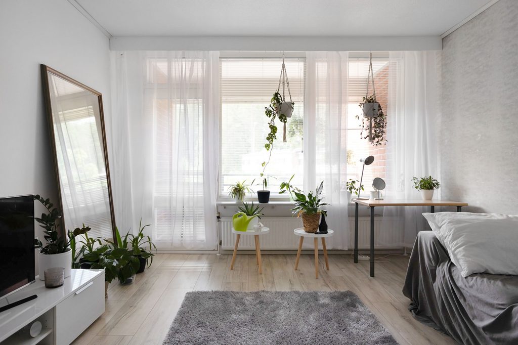 Minimalistische studentenkamer